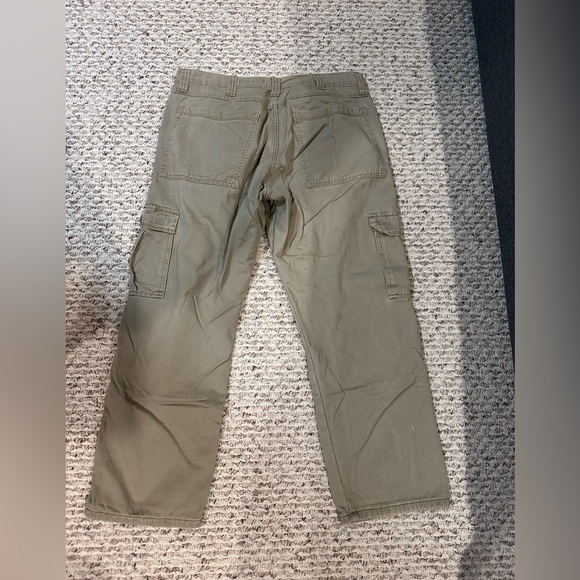 Wrangler Cargo Pants - Picture 2 of 3